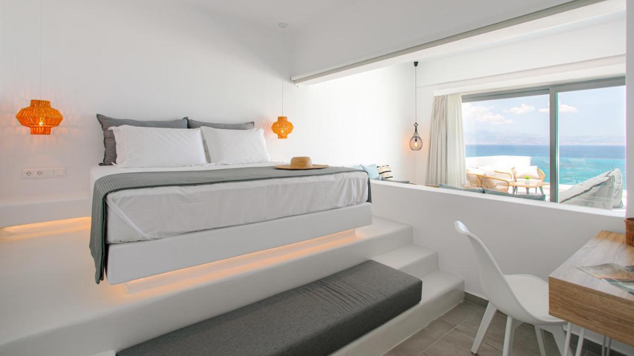 Seanfinity Beachfront Suites Mikri Vigla Exterior photo