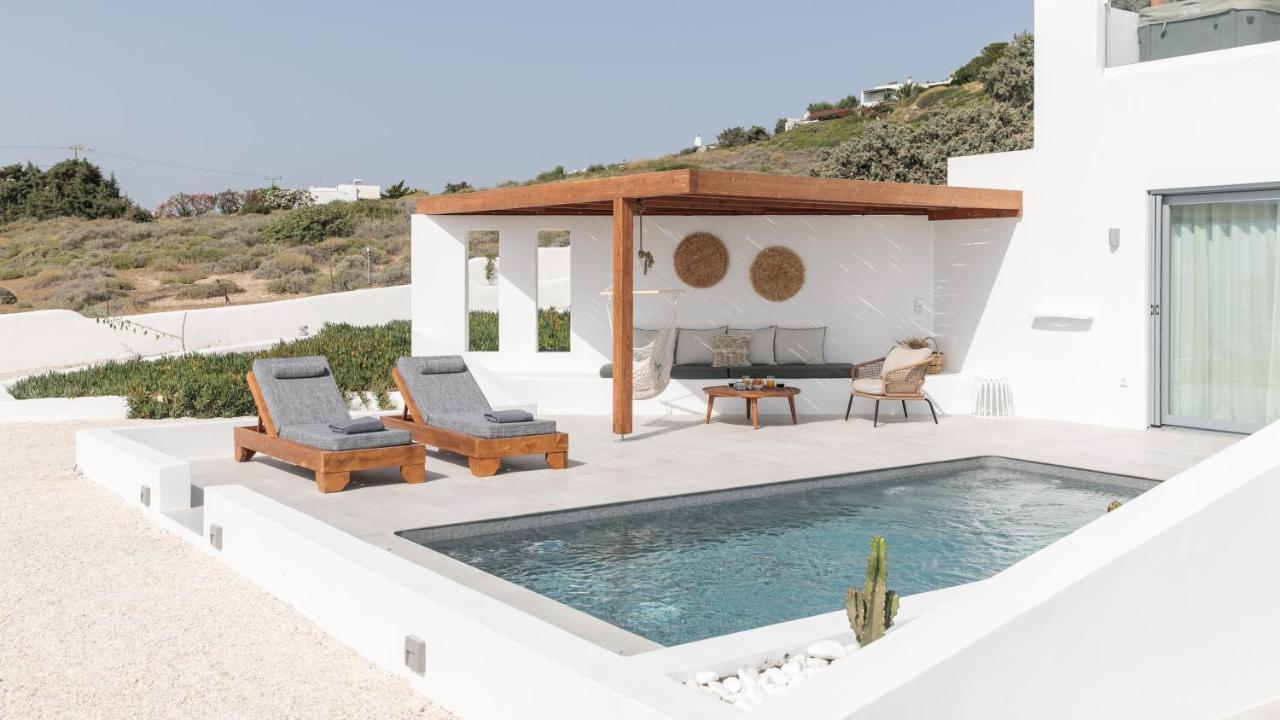 Seanfinity Beachfront Suites Mikri Vigla Exterior photo