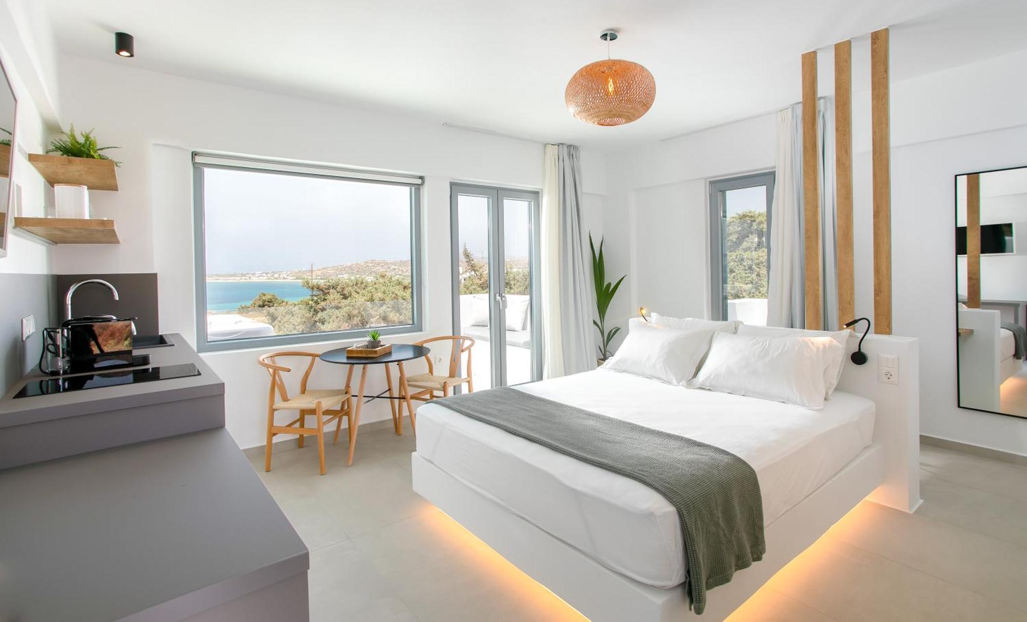 Seanfinity Beachfront Suites Mikri Vigla Room photo